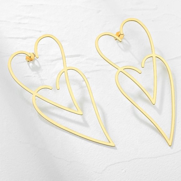 NEW Double Heart 18K Gold Stainless Steel Earring - Picture 3 of 4